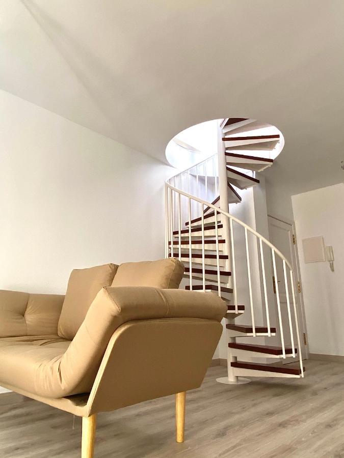 Appartement Spiral Stairs Duplex à Figueras Extérieur photo